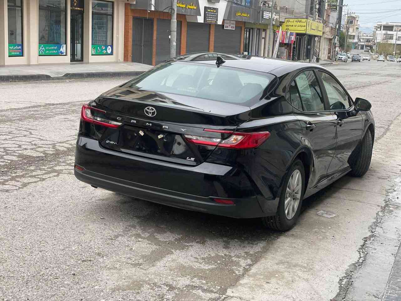 كامری ٢٠٢٥ شکل تازە هایبرید و بەنزین رەشی قەتران
بۆ پەیوەندی/***********
سعر بلاش/٢٠١$ مجال
کامری شکل تازە ٢٠٢٥ حسابی سفری بۆ بکە تەنها ٧ رویشتوە
سەیارەکە لەسەر دەقی شەریکەیە
مواسەفاتی جوانە
وەک سفر وایە
جال و شوخت و ساردو قەپ و قۆپی نیە وەک شوشەیە
تەنها بۆنیت بۆیاخە بی ناو گرتن بەشەرت
ایرباگ بەس سوکان بیلادی دانراوەتەوە
ژمارە کاتیەو بەشەرتی رەقەم کردن لە هەولیر سلیمانی دهۆک
سەیارەکە حسابی سفری بۆ دەکری هەمو شتیکی بیلادی خۆیەتی بۆیە تکایە زور موشتەری نیت تتل مەکە لەگەل ریزدا أربيل, العراق
