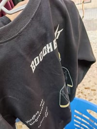 شلعه ملابس القطعه على 7 الف  تشيرت اردان  وهودي على 10 و على 7  الحسين...