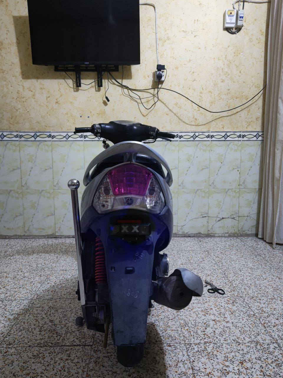 سلام عليكم ماكس عدله  لبيع صاله شهر من طالعه دراجه نضيفه تشتغل سلف هندر ***********6 ما مفتوحه  برغي كله عل بلاد
