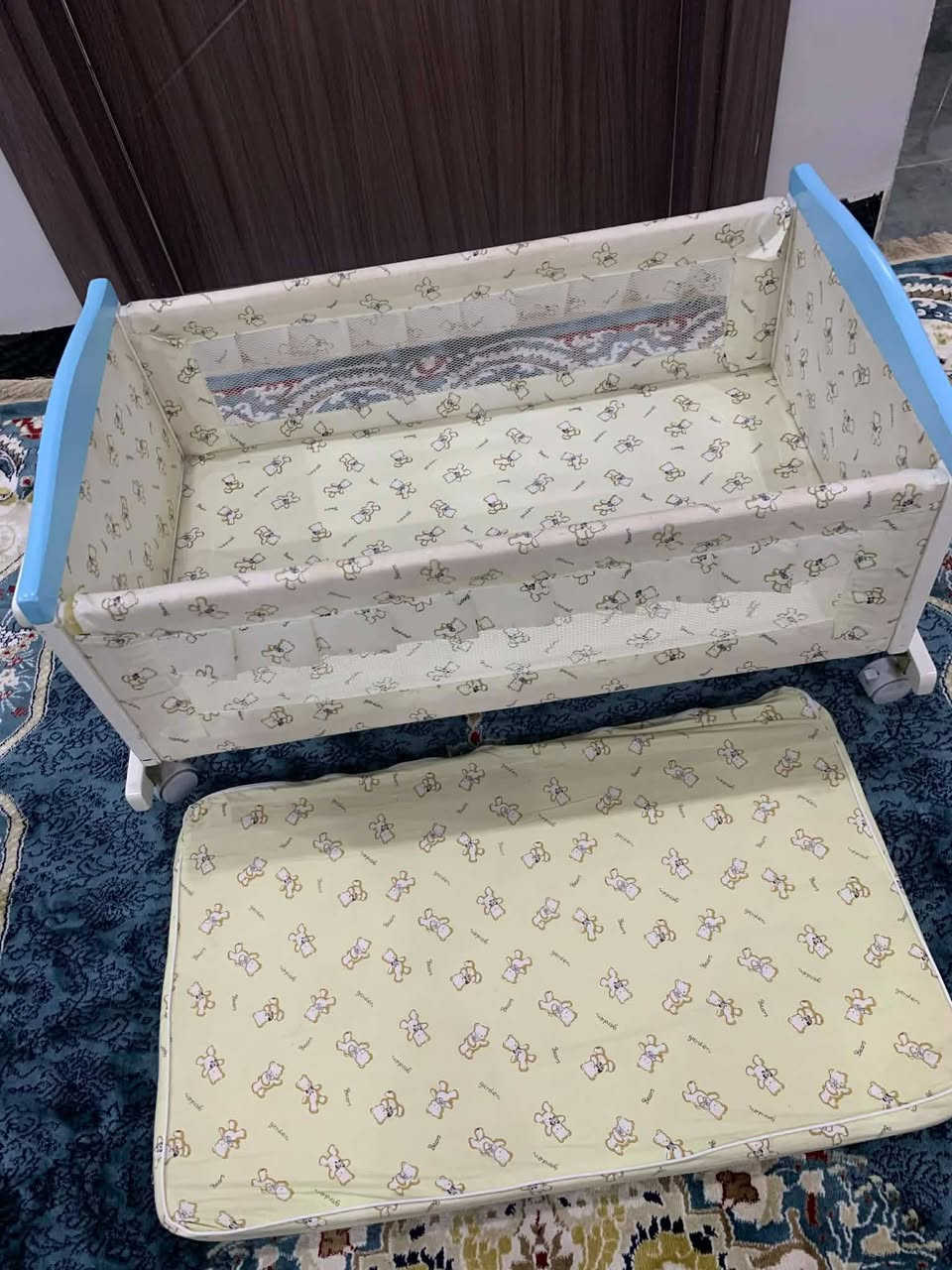 سلام عليكم ( ابيعها كلها سوة شلع )
اغراض اطفال مستعملة نظيفة للبيع 
العنوان كركوك تسعين قديمة فرع البدالة
السعر كلها  ٩٥ الف ومجال بسيط 
الي تفيدة يراسلني خاص


**إذا كنت صاحب هذا الإعلان وتريد حذفه لأي سبب، رجاءا أرسل رسالة إلى الدعم الفني**