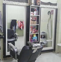 مرايات ٢ • فاترينة • جديدة