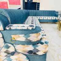 ديوان مودرن • حرف L ٧م • ١١ مقعد