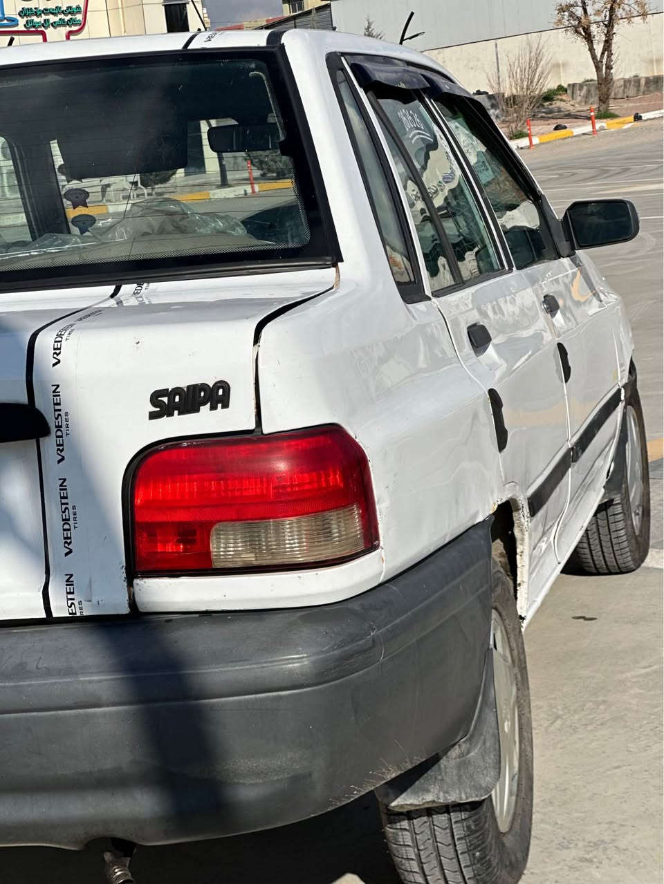 سایپا پڕاید مۆدێل 2010 بۆ فرۆشتن  
بە شەرتی حاسیبە و ئەوەلیات 
مەکینەی بێکێشەیە پاوەرە 
تەبرید ساردو گەرمی بێ کێشەیە 
٢ جام کارەبایە بەنزین زۆر کەم ئەخوات بە هەڵمەتە 
سەیارەکە یەک  نە دەعم لە لی دراوی هیجی نیە 
سعری ٢٠ گلا
لە سلیمانیمم لە راپەرین
***********
*********** السليمانية, العراق
