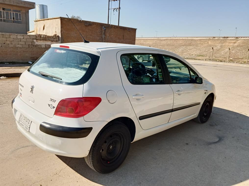 السلام عليكم بيجو 307 فرنسي رقم كركوك مشروع وطني لحد 28 دفتر بنزين موديل 2005 قطعتين صبغ بدون دواخل سياره حيل حلو گير محرك شرط طاخم صدر شرط سياره شاشه جامات كهرباء كاميرا سياره جامل گدام جديده مبدل مكان كركوك حي خضراء سعر 53 بمجال ......*********** ما جاب التعليق شراي يخابر كركوك, العراق

