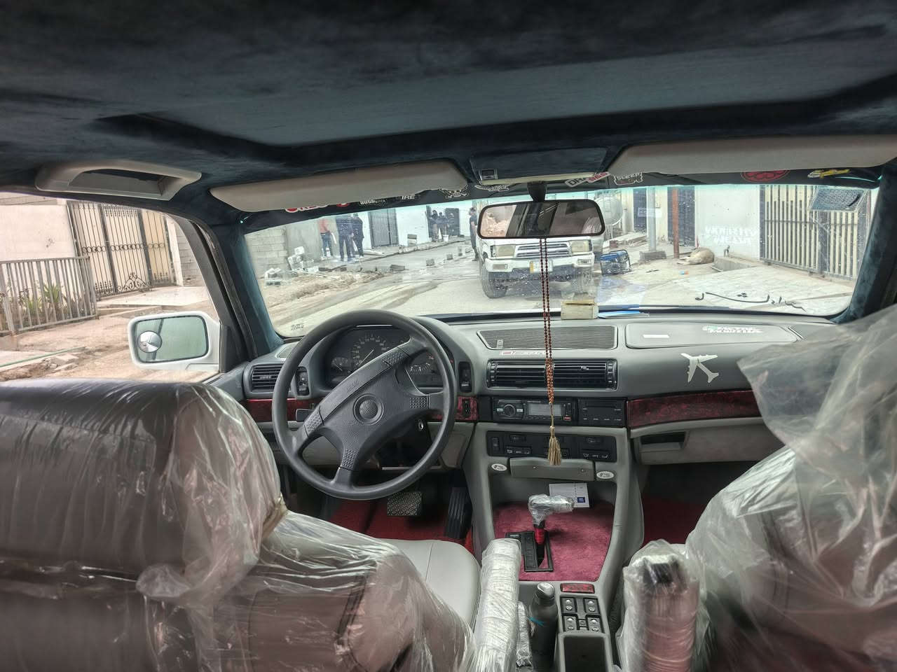 بي ام البيع موديل 1991حجم730 المكينه امبدل جيدي لا صرف لا بخار السياره صبغ عام بدون دواخل خرفته جديد بطاقه بانزين سنويه جديد  تايرات جديد بكان السياره كركوك السعر ٥٥الرقم ***********
