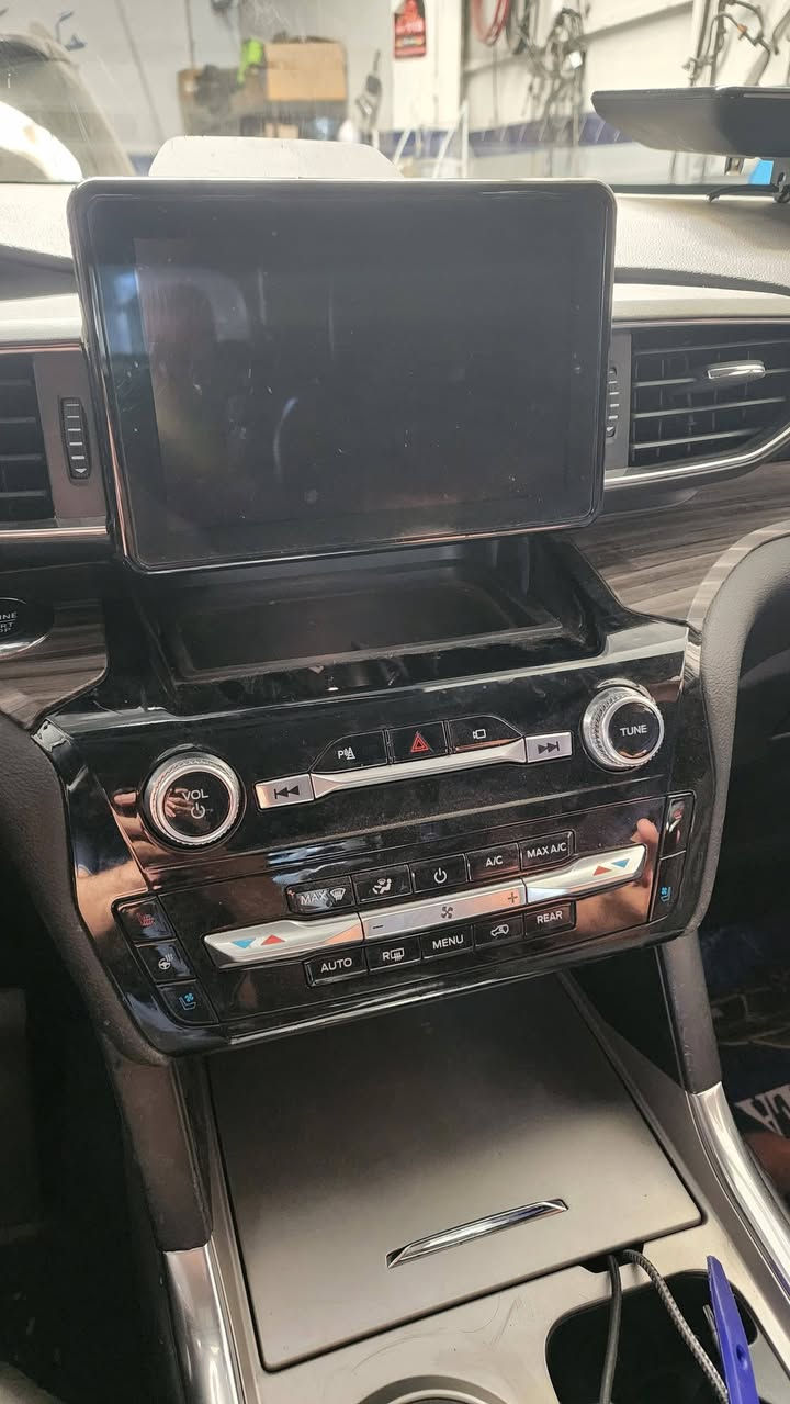 فۆرد ئیکسپلورەر XLT 2022
گۆڕینی شاشە قەبارە 8 ئینچ بۆ شاشەی قەبارە 10 ئینچ ST و Platinum 
#عربي
فورد اكسبلورر 2022 XLT
تبديل الشاشة قياس 8 انج الى شاشة قياس 10 انج ST و Platinum 
📱***********
العنوان سليمانية المنطقة الصناعية
