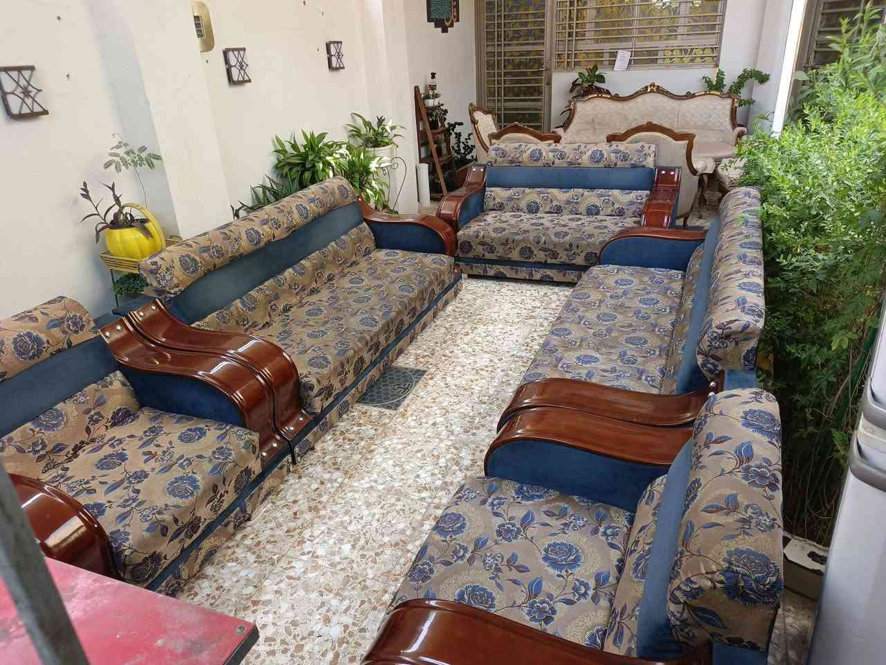 سلام عليكم غراض لبيع مكان بغداد حي ور سبع قصور شارع ابو علي رقمي بي واتساب الشاري ايخابر ***********
