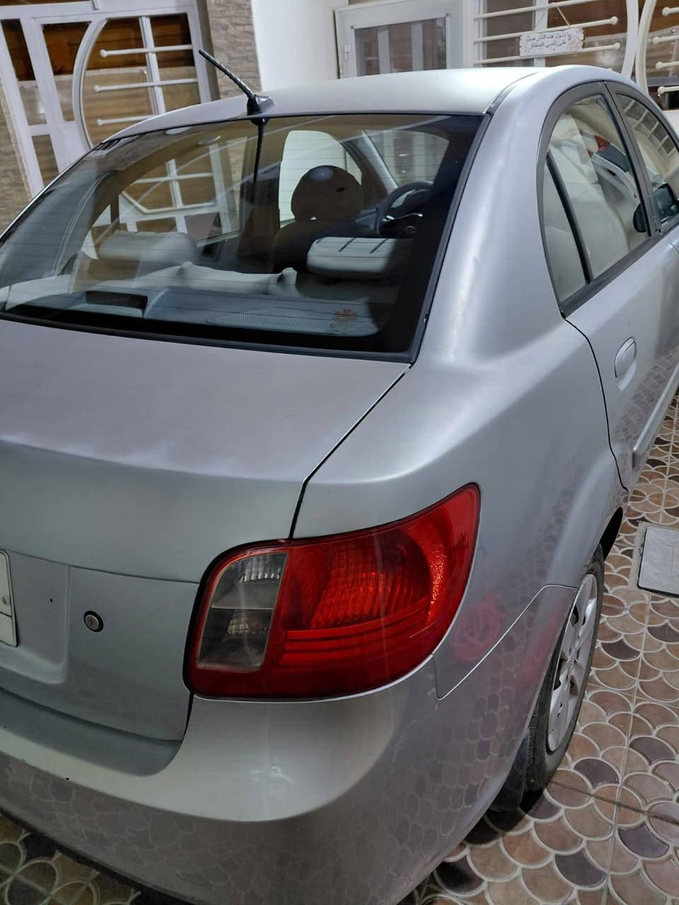 السلام عليكم
كيا ريو موديل ٢٠١٢ محرك ١٤٠٠ رقم بغداد 

كدامك الصور سياره خير من الله 

سياره مال البيت مامتعوبه 

للأمانه تبريده شغال بس منقص غاز 
وطخه بالدعاميه الخلفيه واضحه بالصور 

والسياره بحاله ممتازه والسعر ٨٠ ورقه وبيه مجال

مكان سياره بغداد حي الخضراء الثانيه 

***********

***********
