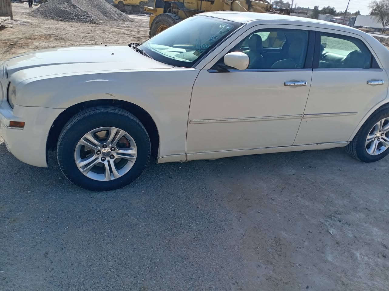 السلام عليكم  اوبامه 2009 البيع رقم أربيل بسمي  السعر 120 وبيه مجال الاستفسار ***********
