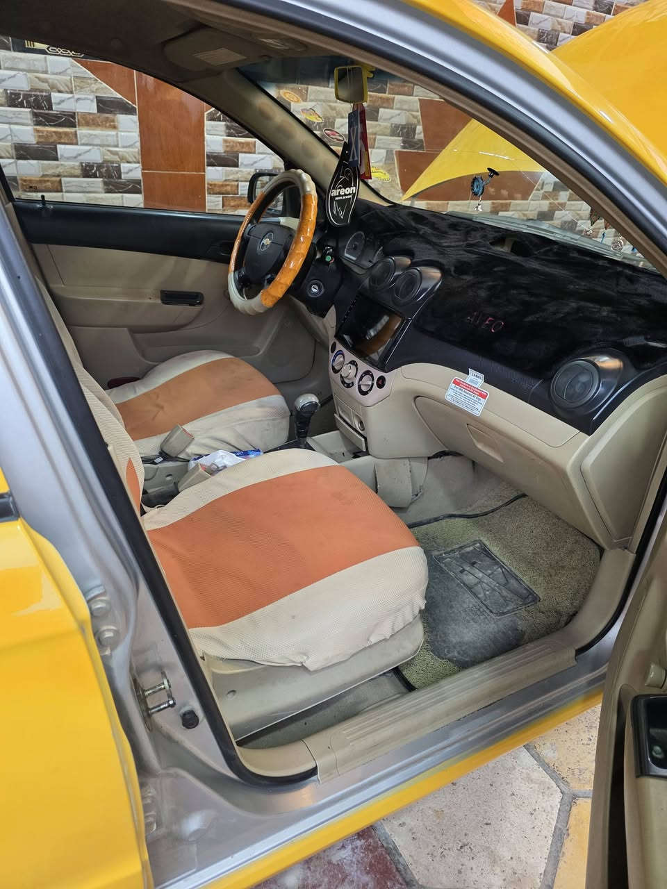 افيو خليجي رقم قادسيه موديل 2013 السياره جديده مال جناي مكفوله من الضربه من التبديل  محرك جديد كير جديد حداديه جديده دخل جديد شاشه كامره منضومه غاز مصفره هيه غرامات
العنون بابل مركز 
السعر 64
***********
*********** ابو كرار
