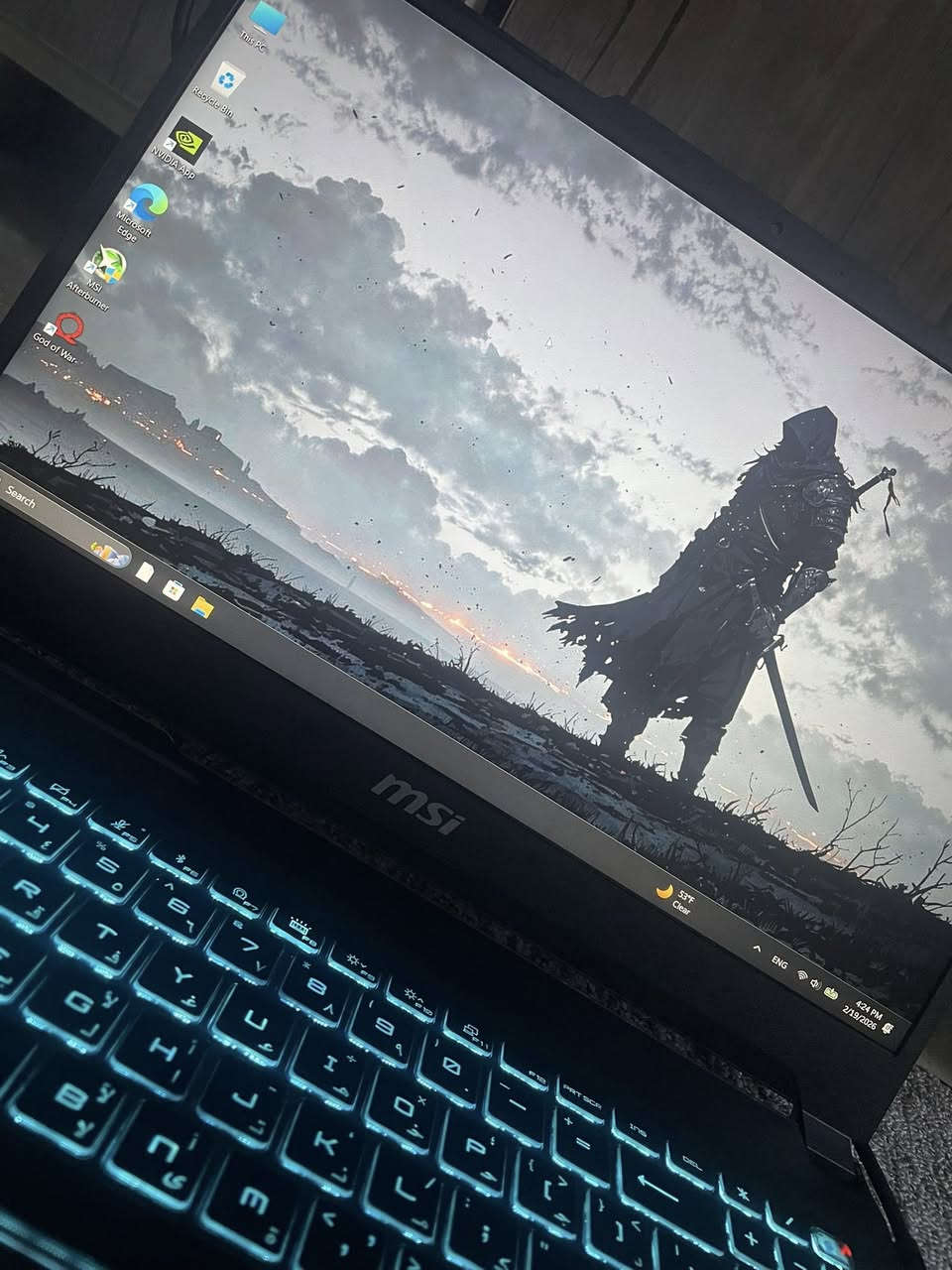 MSI Cyborg 15 A13UDX-1659XAE (i5-13420H, 16GB RAM DDR5 5200MHZ, VGA,512GB SSD GEN 4, RTX 3050-6GB, 15.6" FHD 144HZ)
لابتوب نظيف ما مشغل شهر بعد جديد


**إذا كنت صاحب هذا الإعلان وتريد حذفه لأي سبب، رجاءا أرسل رسالة إلى الدعم الفني**