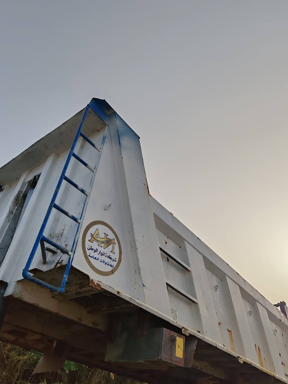 بدي مايلر للبيع طوله 5 متر نضيف كاعيه نضيفه شرط السعر 28 ورقه وبيه مجال بسيط مكاني ذي قار الشطره
  ***********
