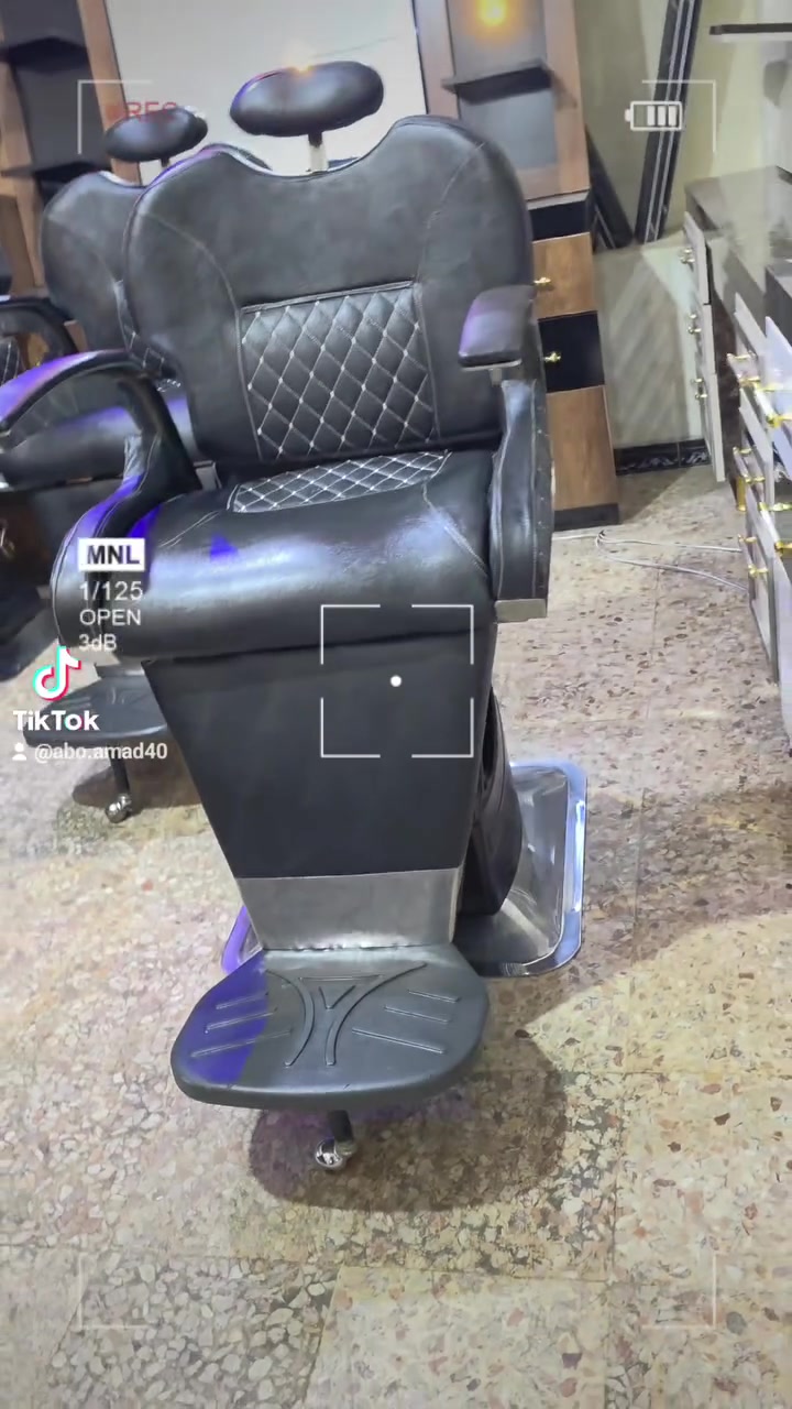 موجود تشكيلة  كراسي اوربي هدروليك كامل اخو الجديد تماما
 من كل شي  ومع كفالي البضاعة والسعر 
والاسعار بتناسب الجميع نشالله من ال125ل250فقط واذا ما جديد اي موديل قد حقو بيرجع لتوصل وتس اب 963934405564+وخدمة شحن مجاني لكافة المحافظات السوريه العنوان اريحا دوار الثورة مقابل جامع الغربي معرض لمسة فن لكافة مستلزمات الحلاقين رجالي ونسائي جديد ومستعمل


**إذا كنت صاحب هذا الإعلان وتريد حذفه لأي سبب، رجاءا أرسل رسالة إلى الدعم الفني**