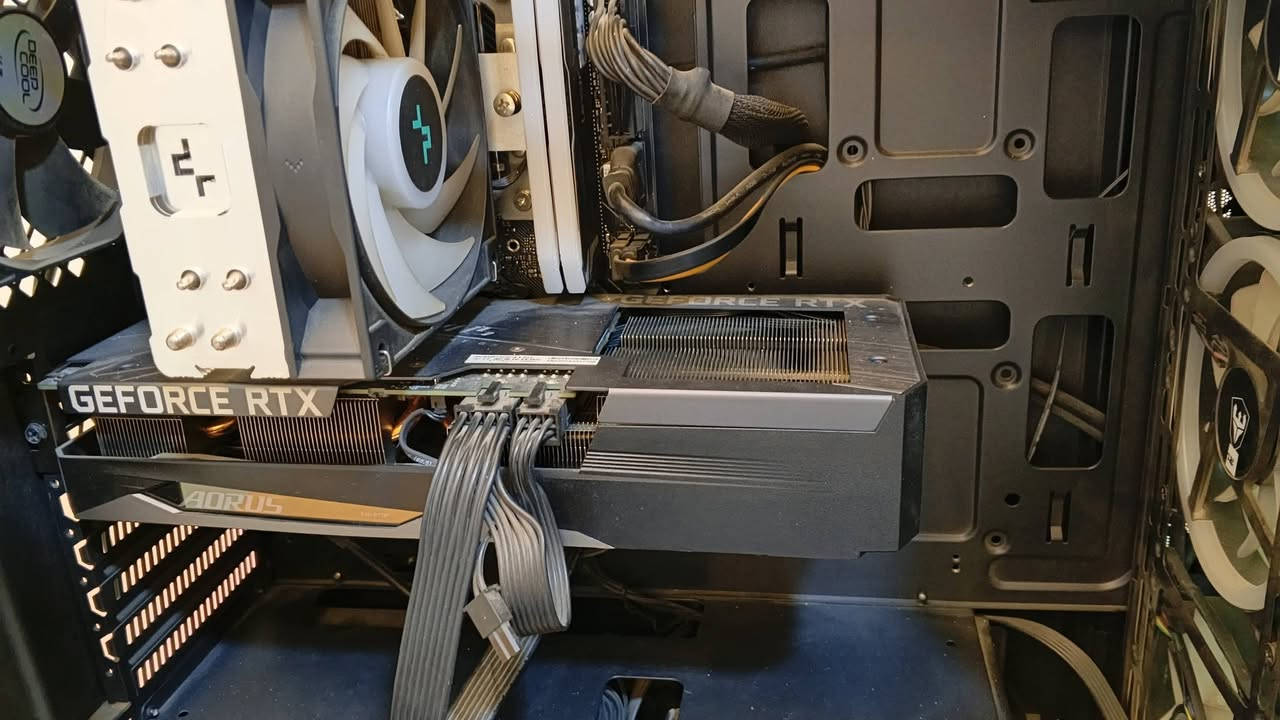 السلام عليكم
CPU: Core i5 12th Gen
​GPU: AORUS RTX 3060 Ti (3 Fans)
​RAM: 16GB (2x8) DDR4 3200MHz Lexar Ares
​Motherboard: H610M
​Cooler: DeepCool Air Cooler
​Storage: 256GB SSD + 500GB HDD
​PSU: 650W
​Case: Gaming Case with Glass Panel
سعر 950 الف
مكانب كوت توصيل موجود


**إذا كنت صاحب هذا الإعلان وتريد حذفه لأي سبب، رجاءا أرسل رسالة إلى الدعم الفني**