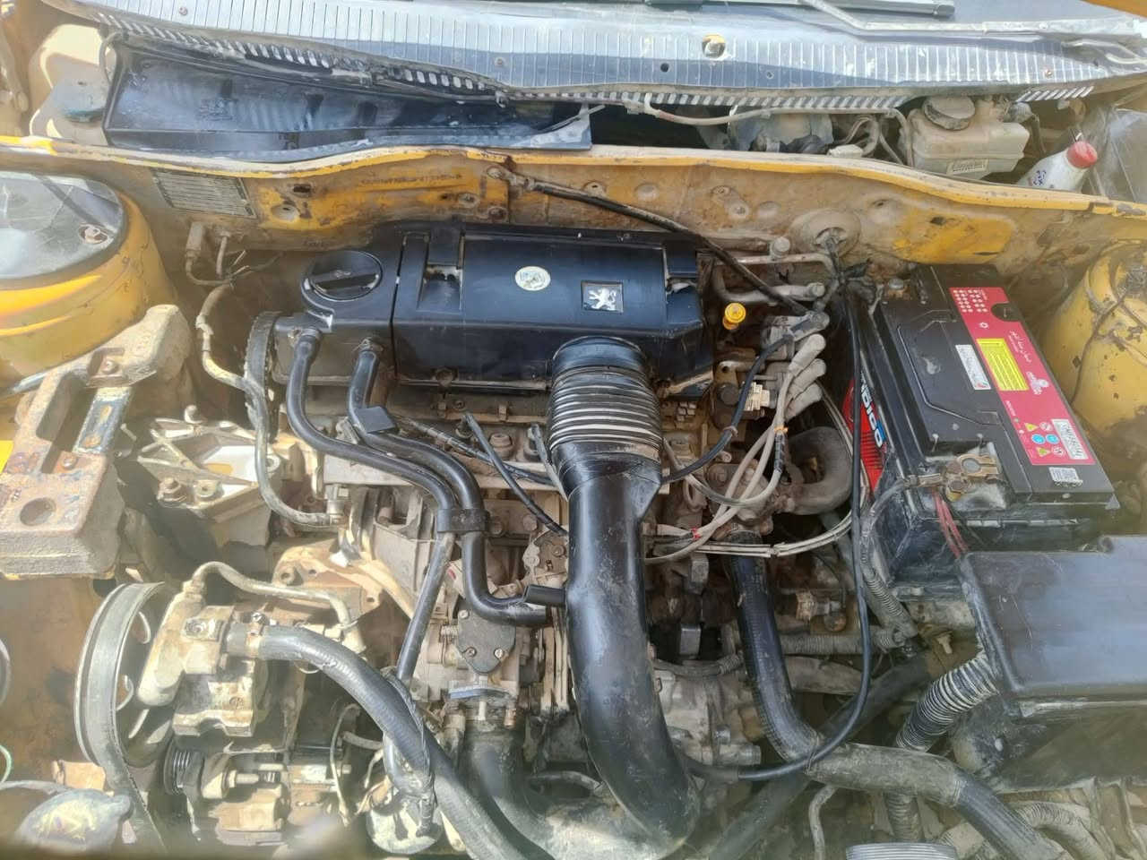 بيع او مراوس سمند موديل 11 كير ومكينه وحداديه وطخم تاير نضاف تحويل ثاني يوم مصفره السيارة بيها نواقص قليله السعر ب16 وبيها مجال أو مراوس مكاني ناصرية مركز ***********
