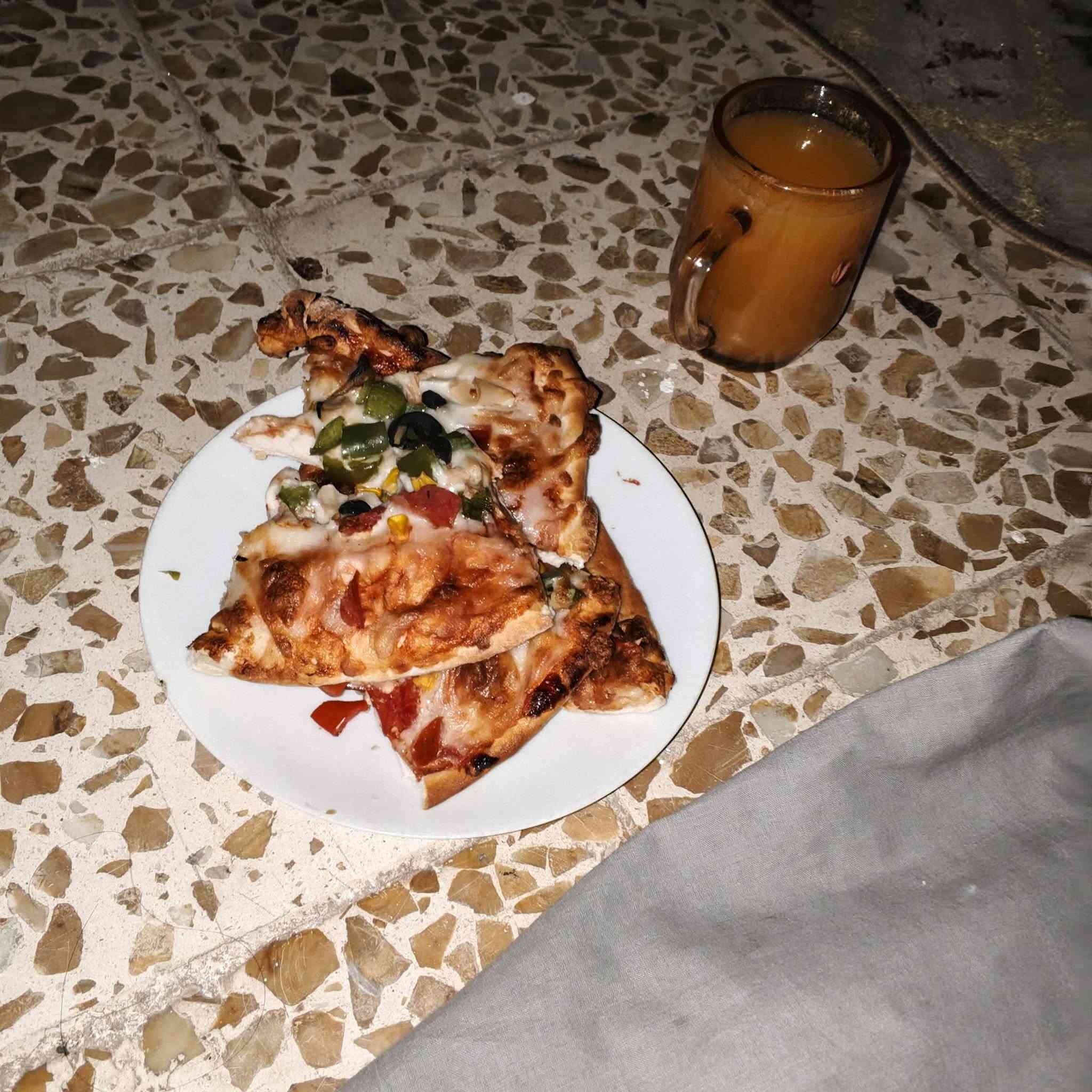 سلام عليكم
حاسبه للبيع 
GTX 1050ti
معالج i7 جيل 4
رامات 8
هارد 500
شاشه 75 قياس 24
ماوس وكيبورد وماوس باد 
سعر 200 
رقم *********** بي وتساب وتصال 
لبيتزه مو للبيع تعذروني طيبه
