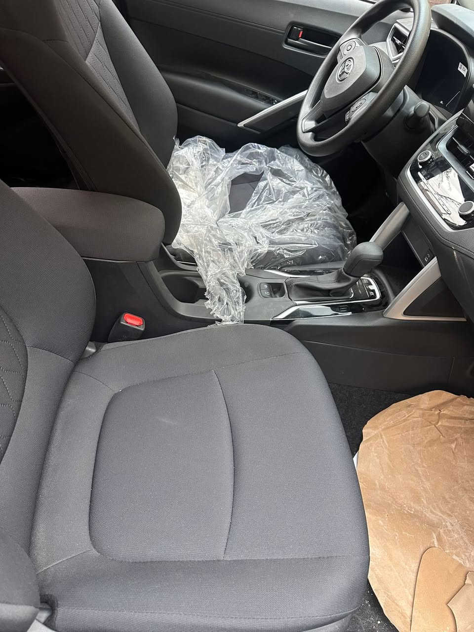 السلام عليكم 

كورلا كروس 2025

مكينه هايبرد  2000
كهرباء / بانزين
سياره ( مقترض وكفيل )
السياره ما ماشيه من المعرض للبيت

رقم بغداد ( هذا الأسبوع ندك اللوحات ) 
كفاله عامه 
مكاني ديوانيه
السعر  150$ 
رقم ***********
