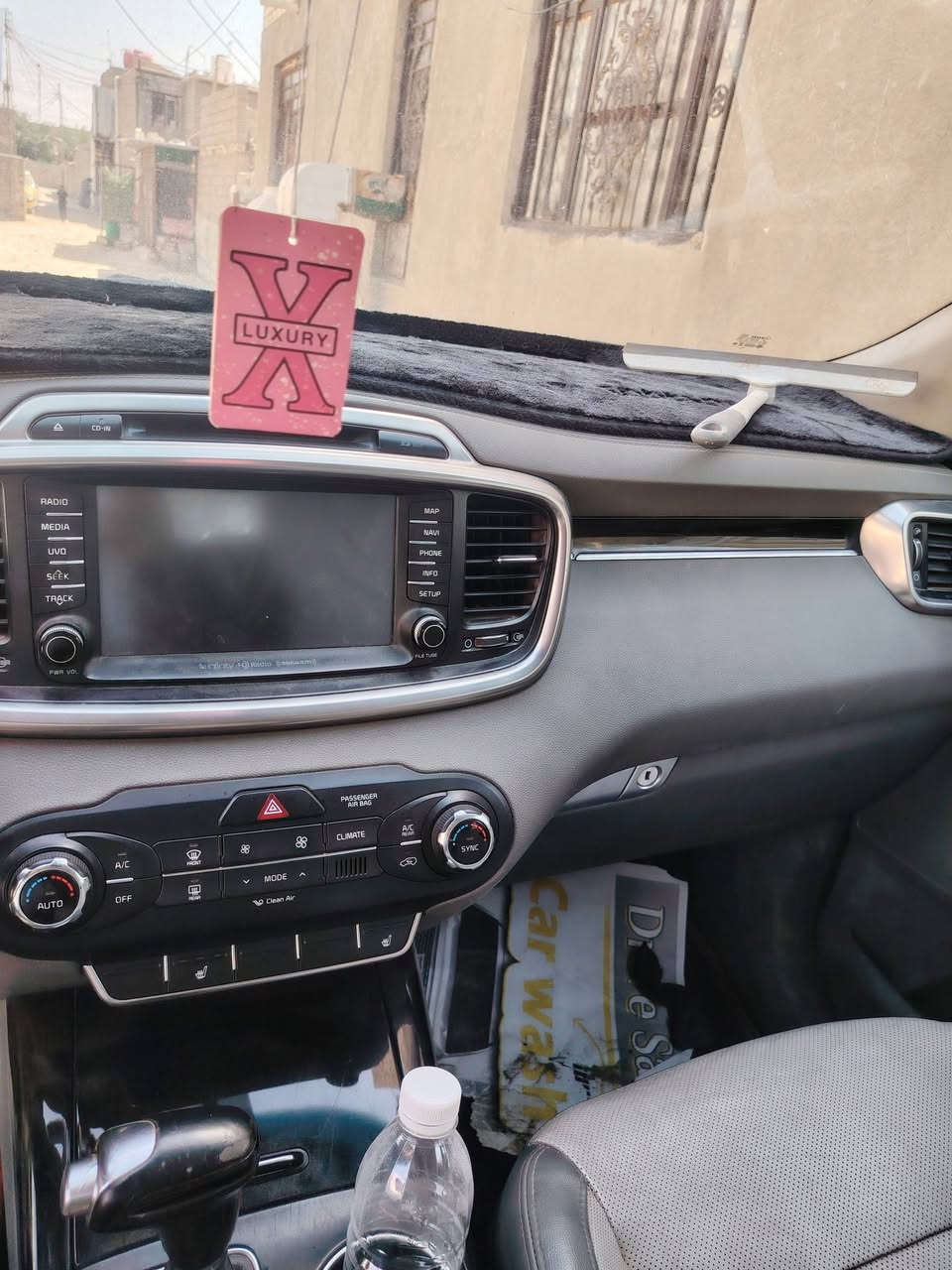 سورنتو 2019 فئه sx فول مواصفات 1/1 السعر230$ بيها مجال 
رقم بغداد الانكليزي باسمي 

سياره بيها صبغ بل بنيد. وجاملغ الأيمن 

المواصفات

قياده ذاتيه 

تحديد امسار 

1-بصمه ابواب وصندوك 

2-بانوراما 2 طكتين 

3-مكينه 6سلندر

4-عدد الركاب 7

5-تبريد 3قطع منفصل التحكم 

7-نظام مانع انزلاق

8-انظمة القياده 1عادي 2ايكو 3سبورت 

9- نظام رادار النقطه العمياء 

10- مري قلاب عند الرجوع الى الخلف

11-داخل جلد

12 ساد بريك دكمه كهرباء 

13-شاشه جبيره مع هارد خزن 64 كيكا

14-تحكم كشنات جهتين كهرباء فول

15- حساسات خلفيه مع كامره  دوارة HD

16-خزن ميموري كشن السائق عند التشغيل ولطفاء

17- مري شفط مع القفل ولفتح+ اشاره

18-سماعات انفنتي صوت عالي جداً

19 تدفئه وتبريد بالكشنات 

20-حساس انخفاض التاير مع التنبيه

21-شاشه قرأة العطلات بدشبول

22-بردات خلفيه

23- تحكم ستيرن فول 4 جهات

24-جنطه كهرباء شفط بصمه و لمس

25- لايت وبك لايت لدات فول

26-  لايت سمارت دوار مع الاستيرن 

27-يدات نيكل مع اضويه اناره ترحيب 

28-نظام Ac 116v توزيع فولتيه كهربايه

29-مدخل USB مع اوكس

30-نظام بلوتوث مع حاكيه عند الاتصال

31-نظام التكلم مع السياره

32-نظام P. قفل الحساسات الخلفيه 

-سياره نظيفه جداً

الرقم : ***********
