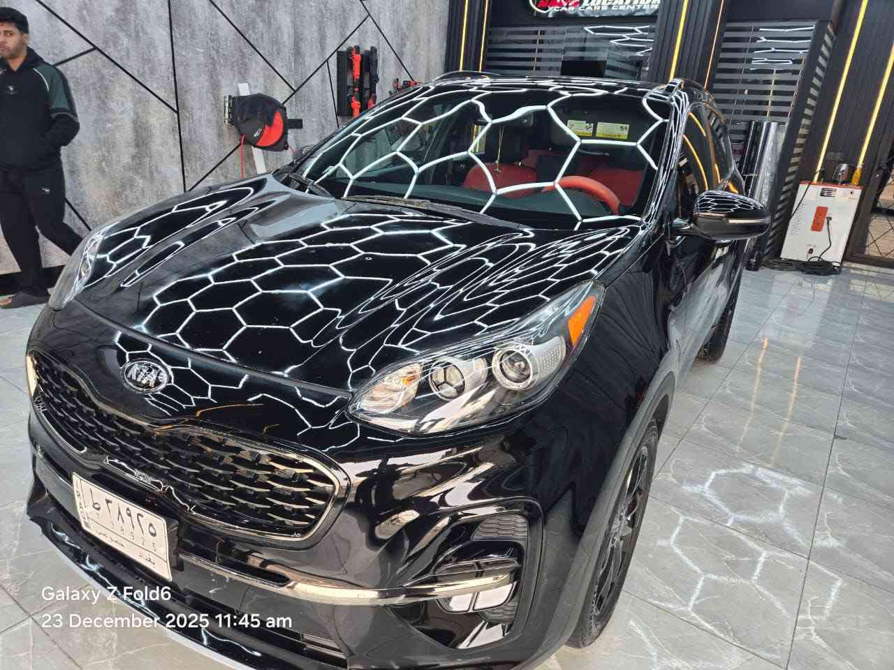 السلام عليكم
كيا سبورتج موديل ٢٠٢٠ امريكي 
فول مواصفات رقم بغداد
ماشيه ٨٠ الف كيلو
محرك 2,400 
بانوراما
كشنات جلد كهربائيه تدفأه
ترحيب 
رادارات
تحكمات ستيرن 
٣ انظمة قيادة
وغيرها مواصفات السبورتج معروفه
حادثها كلش خفيف موضح بالصور جاملغ  
خلفي وجاملغ امامي فقط
وهذا رقم الشاصي
KNDP63AC0L7694143
السعر ١٨,٥٠٠ $ وبيها مجال للشراي
مكانه منصور 
***********
