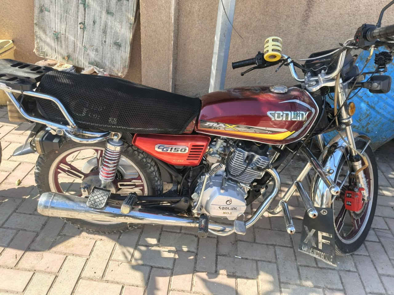 السلام عليكم دراجه للبيع 
موديل 2023 لا تنقيص ولا تبخير 
شلعه معدل فول بيه نواقص بسيطه 
منفيس وياه السعر 450 وبيه مجال 
العنوان سامراء ***********
