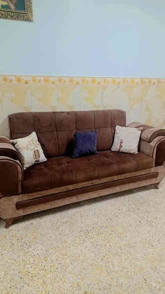 يا الله مكلفة بلنشر
تخم عدد ٢ عشر مقاعد نظيفات
مابيهن كسر ابد
سعر الواحد ٥٠٠ بي مجال بسيط
العنوان الزهراء حي البعث
الرقم ***********
