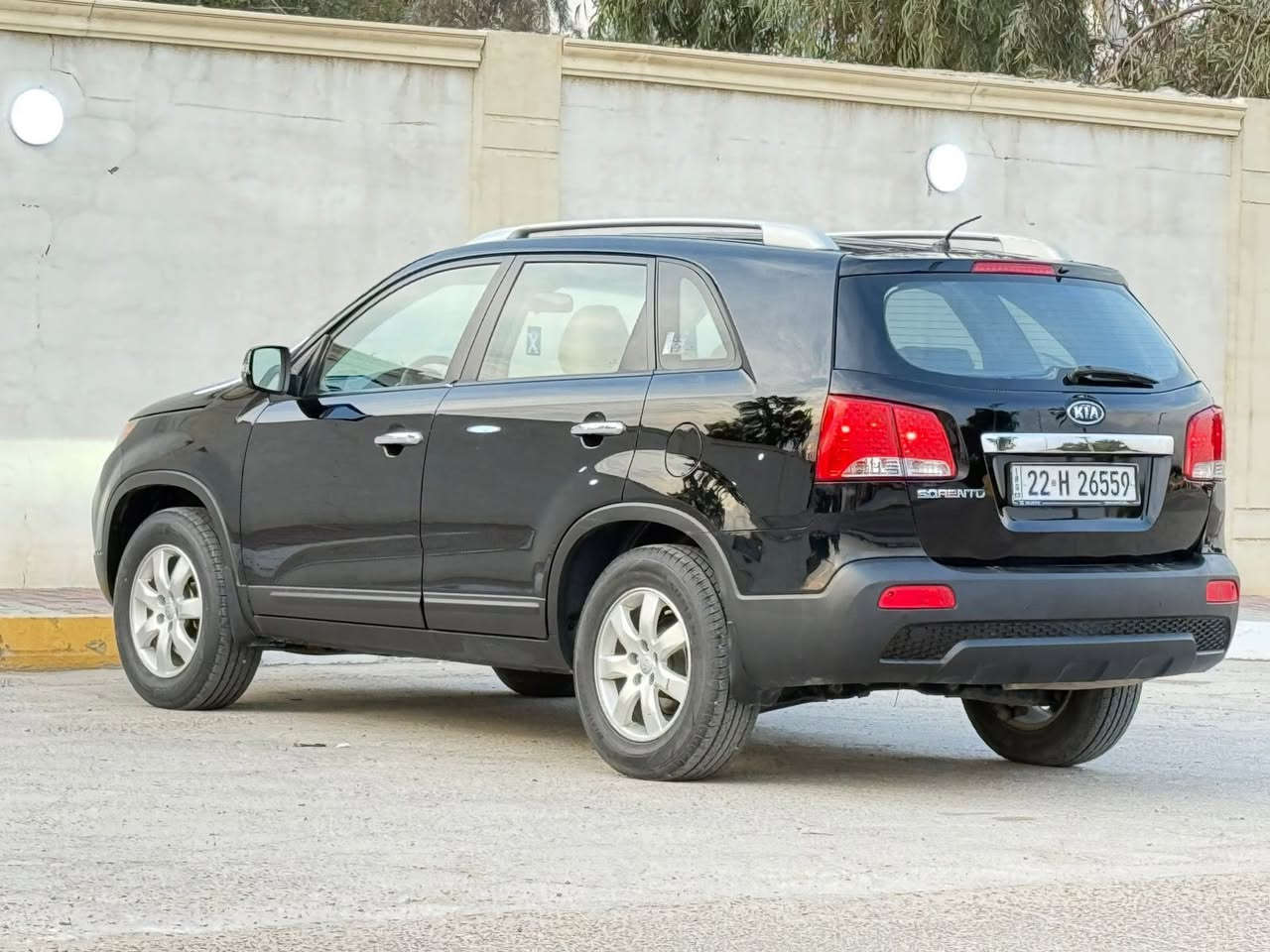 السلام عليكم  سورنتو مديل 12 خليجي رقم اربيل / محرك 4 سلندر / دوش المرغوب / 
السياره كفاله عامه جديده. / محرك كير صدر دواخل ترايك  
المواصفات. /  7 راكب  / شاشه / كامره / ثلاث قطع تبريد/   

ملاحضه : سونار مرفق مع الصور

عنوان بغداد العطيفيه: 📍📍

للتواصل : ***********
