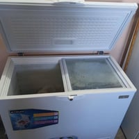 مجمده للبيع نظيف 07512240571