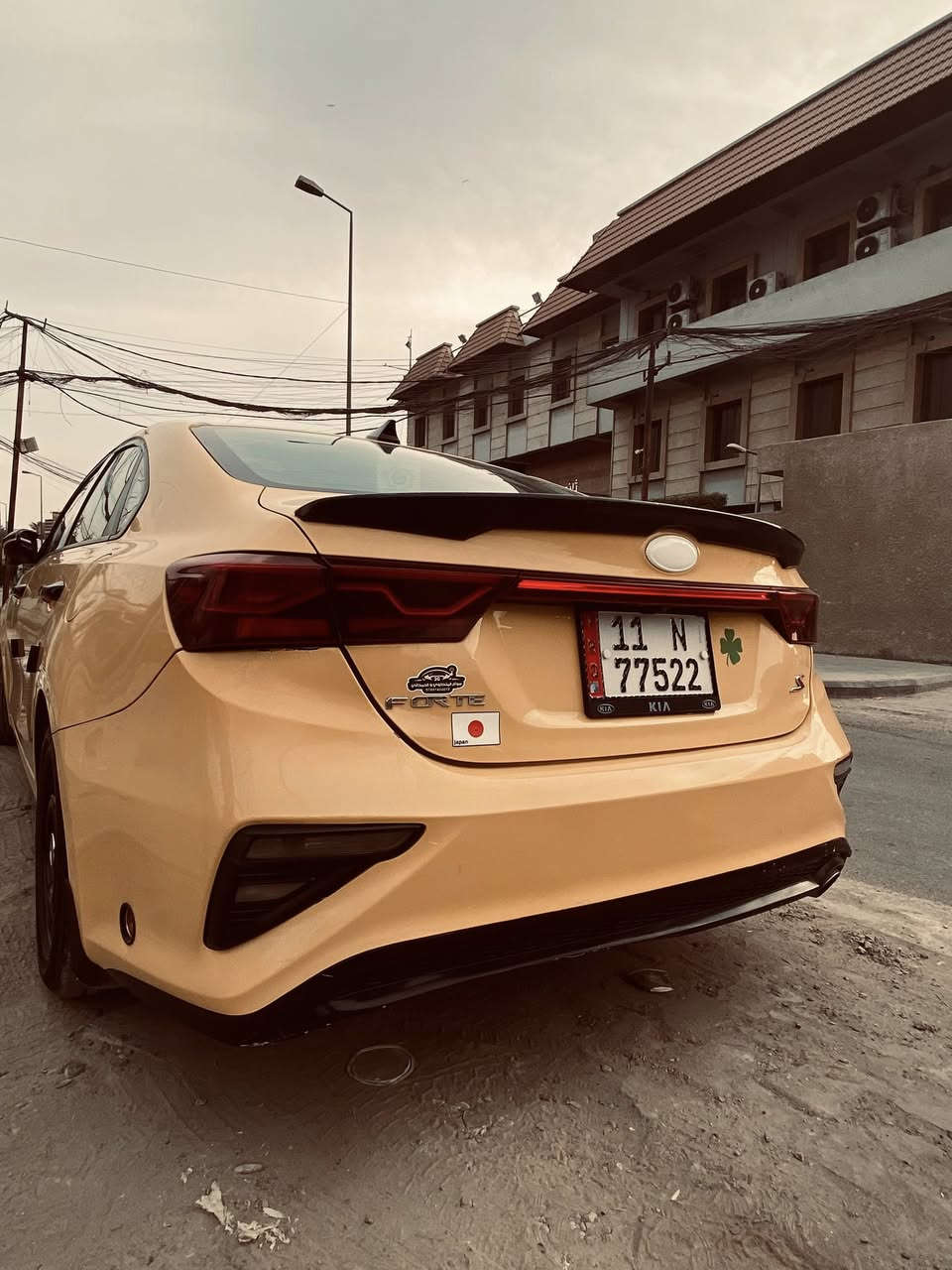 سلام عليكم فورتي موديل 2019 فئة الـS سيارة فول واحد ع واحد ماعدة البصمة سيارة كلش حلوة دوشمة جديدة منضومة غاز بيها ضمان صيانة سنة حادث السيارة مرفق بلمنشور السيارة بيها تنقيص بسيط بدون تبخير السيارة حلوة بشكل السعر 132وبيها مجال بسيط للاستفسار ***********/*********** مكان السيارة مدينة الصدر
