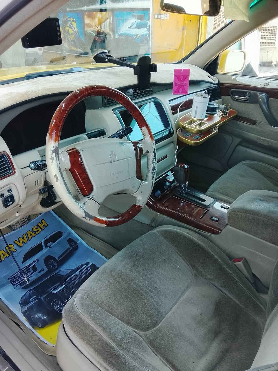 السلام عليكم ملكه ففتي مكينتهه خير من الله اصراف ماكو انسهه حداديه خير من الله السياره احله من الصؤره مفحوصه وكتاب الفحص عدي كصتين دكمتين وسياره حلوه كلش السعر 45 قفل مكان السياره نجف *********** واتساب فقط
