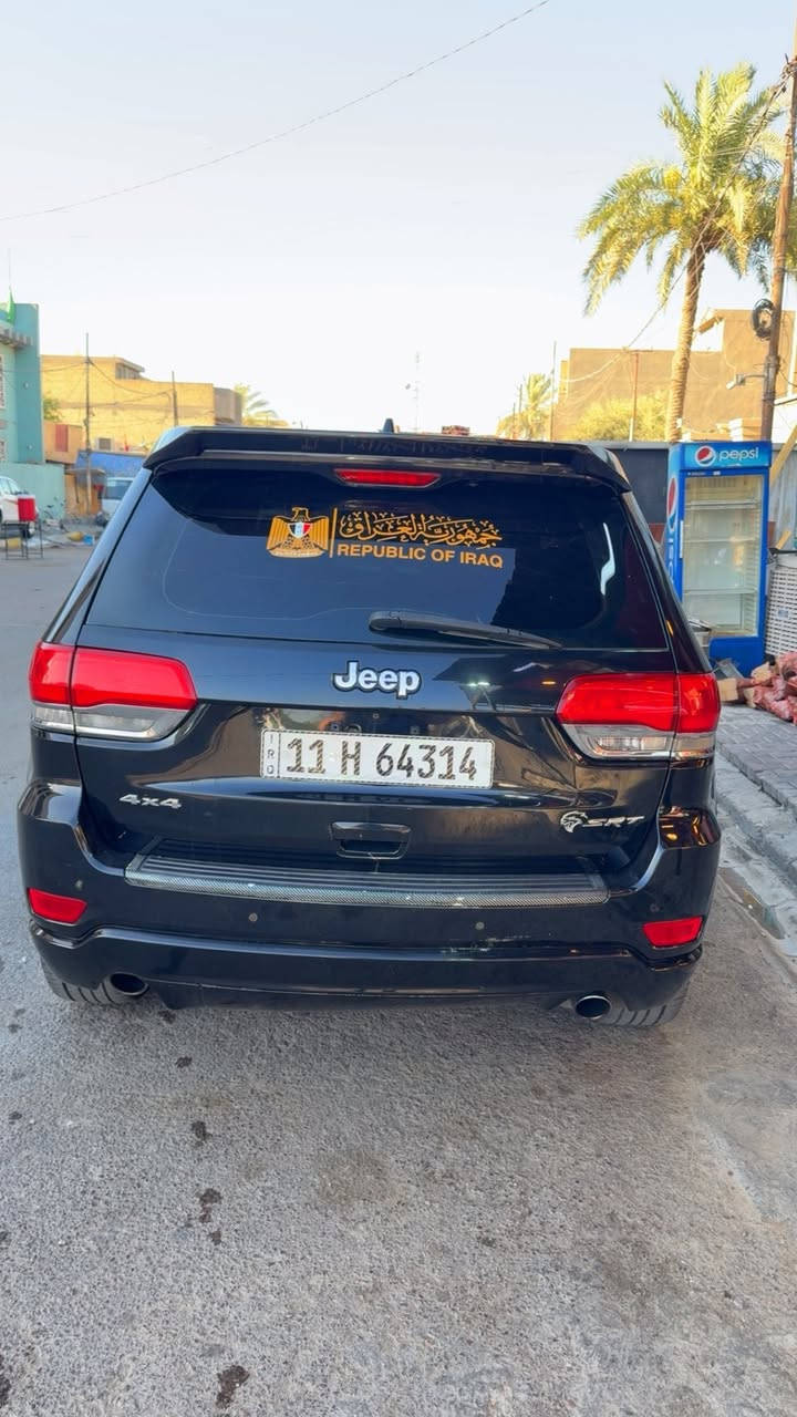 للبيع جيب كراند شيروكي موديل2018 حادثة مبيوكة كل القطع ومصبوغة السيارة ومبدل كير ومحرك مال موديل 2014 المرغوب 
السيارة فول ماعدة الفتحة خير من الله للبيع أو مراوس حسب القناعة مكاني الكمالية ***********
