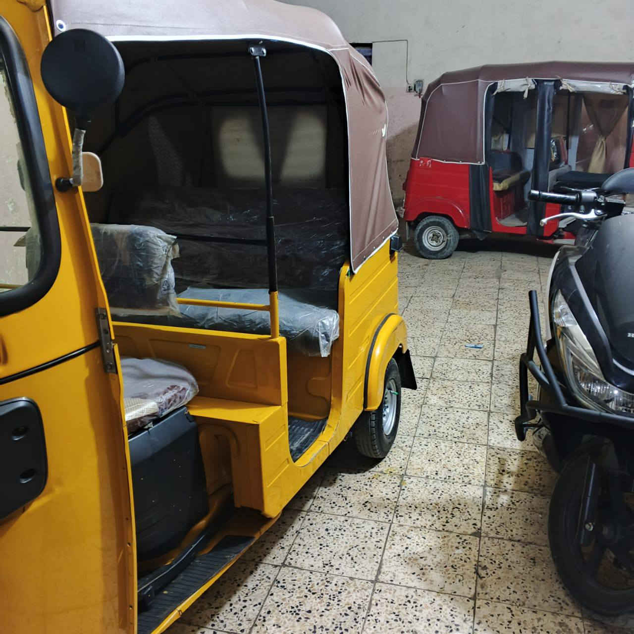 سلام عليكم تكتك البيع موديل 2020 شهر 7 كفاله عامه العلوان بغداد الرفلي *********** رقم الهاتف مكلف بل نشر
