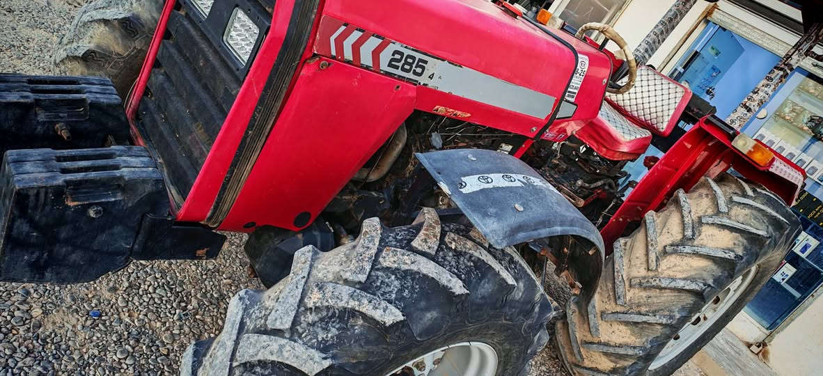 تركتر ايراني 4سلندر 2019 جاهز كير محرك اكسل شرط اي نقص مابيه سنويه جديده بسمي ال2030رقم سليمانيه  السعر118وبي مجال  يرهم مراوس بكيه من 19 لحد 22للاستفسار اتصل ***********(ملاحضه خاص ماجاوب)
