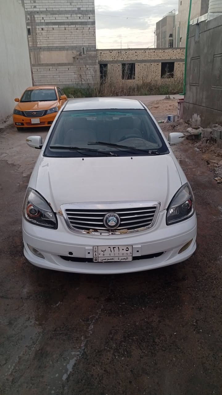 سلام عليكم
سيارة جلي موبل مديل12سيرة نضيفة مكينة كير حدادية نص عمر سنوية منتهية بل24 بكان سيارة بصرة جزيرة 
سعر35رقم ***********
