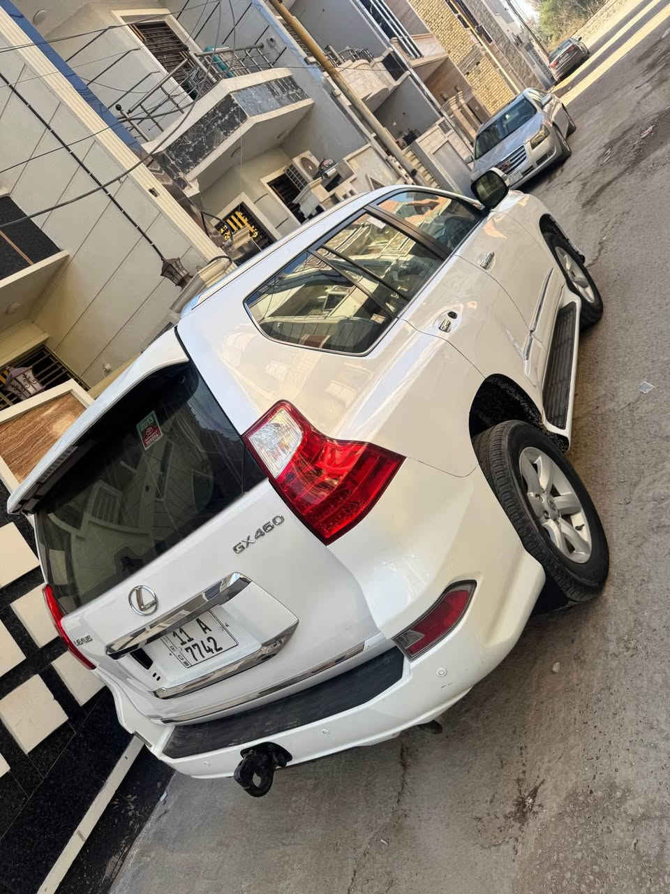 السلام عليكم..لكزز برادو 2010 محدثه لايت ودعاميه وشباك 2020 والغراض الاصليه موجودات السياره فول مواصفات للاخير مكينه 8 سلندر كير ومكينه عالشركه ماشيه 175 شرط الفحص رقم بغداد الدولي باسميّ مكفوله من الصبغ والتبديل بارد كد اصبعين بالبنيد فقط السعر 253 بيع او مراوس حسب القناعه مكاني بغداد الدوره او اليوسفيه ناحية الرشيدللاتصال ***********واتس موجود الشراي يراسلني ادزله فيديو بالسياره وتدللون.. بغداد, العراق
