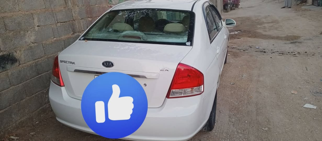سبكتره موديل 9 مكينة 2000 لا تبخير ولا تنقيص ادامه كامله نوزلات بلكات جدد مجاول جدد فيت بم جديد كير فلتر مع دهن ياباني شاهد الله حيل معتني بيها تبريد غاز فريز جديد كرهبايات كلها شغاله بيها قطعتين باب وجاملغ رقم بغداد بسمي مكان سياره كربلاء سعر 90ورقه بيها مجال حك جيه ***********
