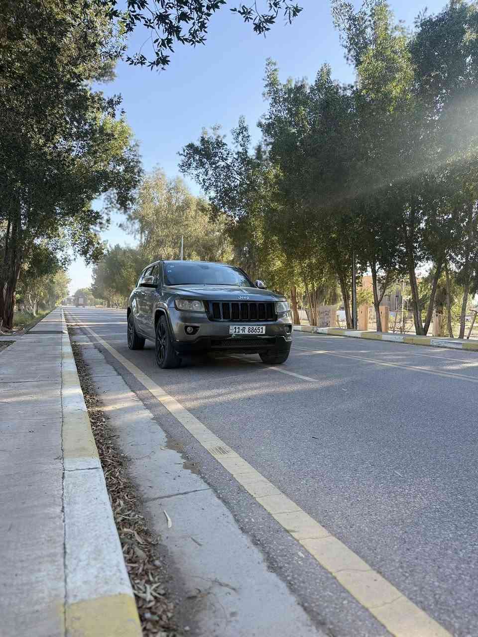 جيب لاريدو  2012
جيب شيروكي موديل 2012
وراد امريكي كلين (بدون حادث )
مكفولة كفالة عامة فقط الجاملغ الخلفي اليسر بارد قليل 
تخم تاير صدر تبريد اي نقص ماكو نهائيا 
4*4 دفع رباعي 
لون رصاصي فيلي 
محرك 6سلندر 
محرك 3600
السعر 165وبيها مجال بسيط  
اتصال ***********
