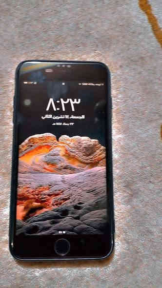 السلام عليكم موبايل ايفون 7 بلاس للبيع امبدل بي بطاريه وكاله الموبايل نضيف شخط ماابي سعره 60 الف قفل قفل وهاذ رقمي *********** وبي واتساب وخاص مفتوح
