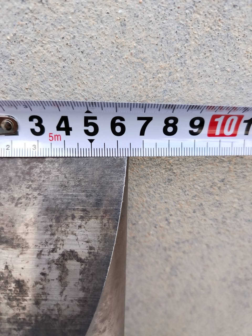 قلم حفارة انجين ونص طول 75 سانتي للبيع ما مشدود على الحفارة أبد للاستفسار ***********
