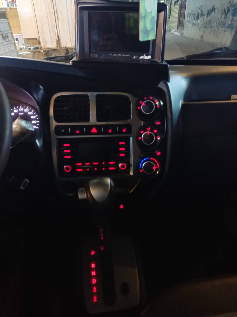 كيا مسكر لبيع كير اتماتيك سعره 165ذا اكو مراوس بعالي راوس نتفق على فرق هذه رقمي ***********
