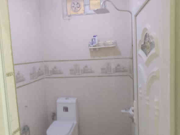 ا🛑لسلام عليكم بيت⭕️ سعر مناسب جدا ❗️جاهز السكن ‼️بناء جديد💯مكان البيت الجزيزة باب اول 💯بشارع النهرين مساحة 90 واجه 5 نزال 18🔑 طابو زارعي سند 25 قرار محكمة انتباه ❤️السعر 105 وبي مجال اتصال واستفسار على رقم ***********💌خابر وتامر امر
