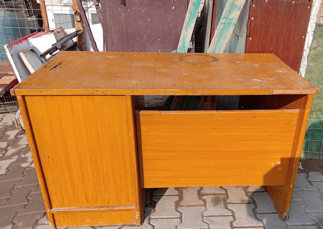 غراض للبيع المحموديه  عنواني لمحل  شارع مقيم مقام صراي قرب مكتبه مهندس حيدر 
***********
***********
