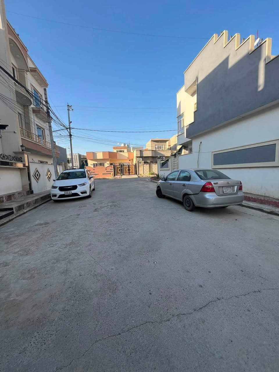 دار للبيع في هيما سيتي الأولى 📍
✅ موقع مميز جدًا
📐 المساحة: 100 م²
🏠 الواجهة: 6.25 متر
طابق ونص غرفتين نوم مع صحيات في ط الاول والثاني 

إذا كنت تبحث عن منزل بموقع ممتاز يصلح للسكن أو الاستثمار، فهذه فرصة لا تُعوّض.

📩 للاستفسار ومعرفة التفاصيل والسعر، يرجى التواصل على الخاص أو الاتصال.
***********
***********

