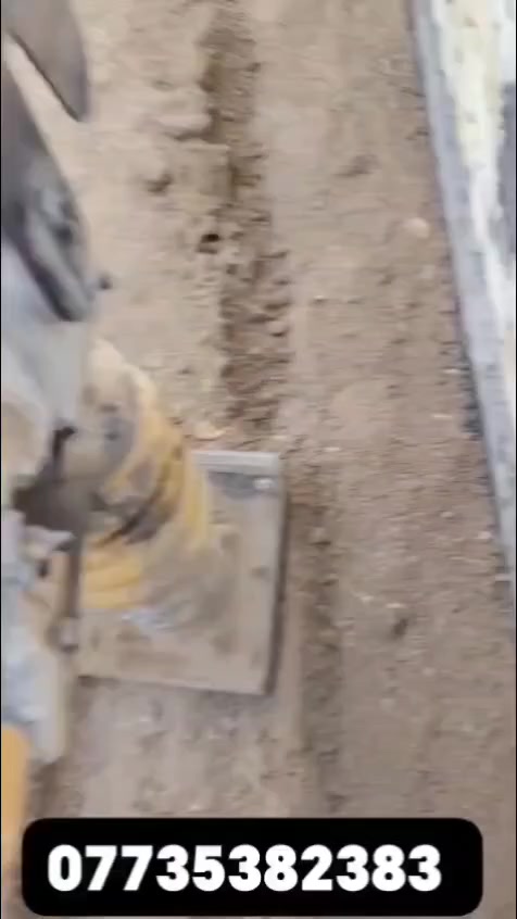 (العمل في بيت ألاخ امير في منطقة سيد ابراهيم (ع)
السلام عليكم 
يوجد حادلة قفاز(كنغر) حديثة للايجار مع الكادر 
للتواصل الاتصال على الرقم
***********
والعمل درجة اولى
