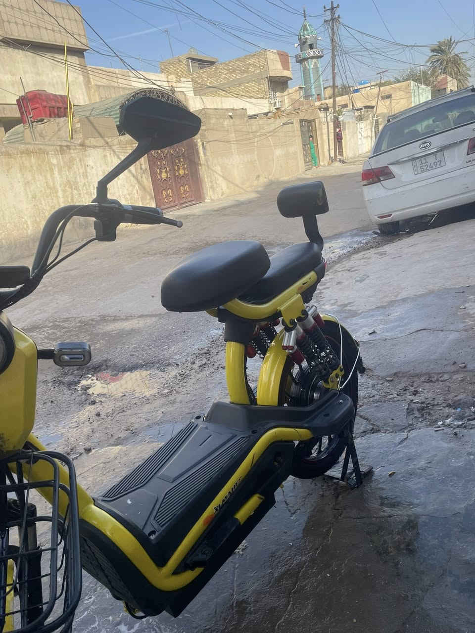 السلام عليكم دراجه شحن حجم 20لون اصفر مميز  الدراجه 5بطاريات الدراجه كلش نضيفه  السعر 275 وبيهه مجال ***********-***********
