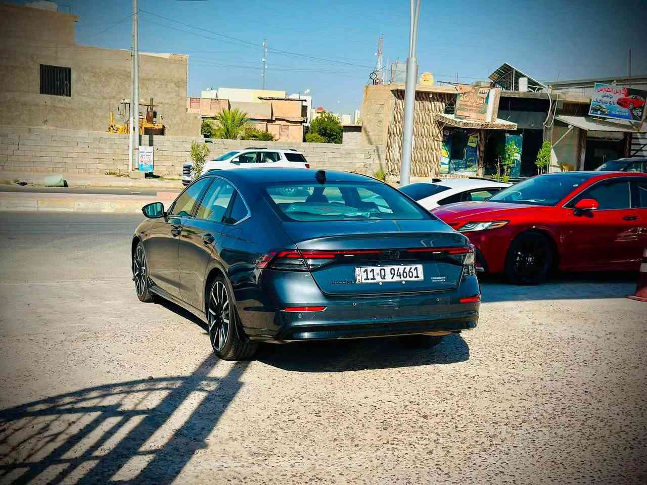 هوندا أكورد Touring 2023 🤍 تورنك 
مراوس او بيع 

للبيع هوندا أكورد Touring موديل 2023، سيارة فاخرة تجمع بين الأداء، الراحة، وأحدث التقنيات، بحالة ممتازة وجاهزة للاستخدام.

المواصفات:
ضرر بنيد فقط +راس شاصي ايسر 
صور الضرر مرفقة 

* محرك 4 سلندر 
تبريد تفئه كشانة 
* فتحة سقف.
* شاشة لمس كبيرة.
* كاميرا خلفية.
* تشغيل بصمة (Smart Key).
* تشغيل زر.
* دخول ذكي.
* جلد فاخر.
* مقاعد كهربائية.
* تدفئة وتهوية للمقاعد.
* ذاكرة لمقعد السائق.
* مثبت سرعة راداري.
* نظام المحافظة على المسار.
* تحذير النقطة العمياء.
* حساسات خلفية. 
* Apple CarPlay وAndroid Auto.
* نظام صوت Bose.
* جنوط رياضية ألمنيوم.
* تحكم بالمقود.
* بلوتوث.
* مكيف أوتوماتيك ثنائي التحكم.

الممشى: 59 ألف فقط.

السيارة نظيفة جداً، جاهزة للاستخدام ولا تحتاج أي مصروف، والفحص خير دليل.

📞 للاستفسار يرجى التواصل على الخاص أو الاتصال.
الرمادي مركز المدينة 
السعر ١٩٥ وبيه مجال 

***********
