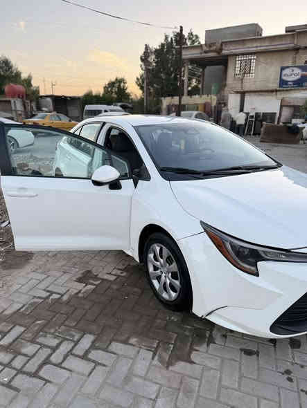 سلام عليكم 
كورلا ٢٠٢٣ للبيع
صبغ بس بنيد بدون تبديل وفتح 
بانزين ياباني اصلي 
ماشيه ٤٠ 
نص مواصفات 
رادار امامي 
رادار جانبي 
كامره خلفيه 
تحديد مسار 
كار بلي 
فول تحكمات 
هولد 
توقف ذاتي 
سايد أبريك بصمه 
السعر ١٥٥ 
***********
