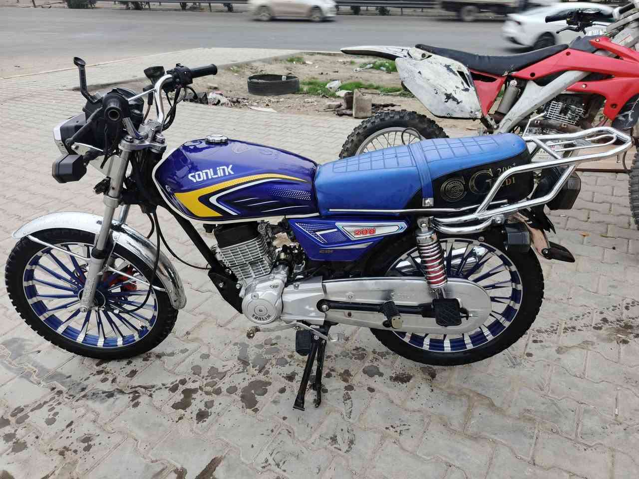 سونك مديل 24شهر 10 كفاله عامه 
مكينه 200ضاغطه وزنجيل 
مكاني بغداد الشعله سعر #800
***********تصال وتساب
