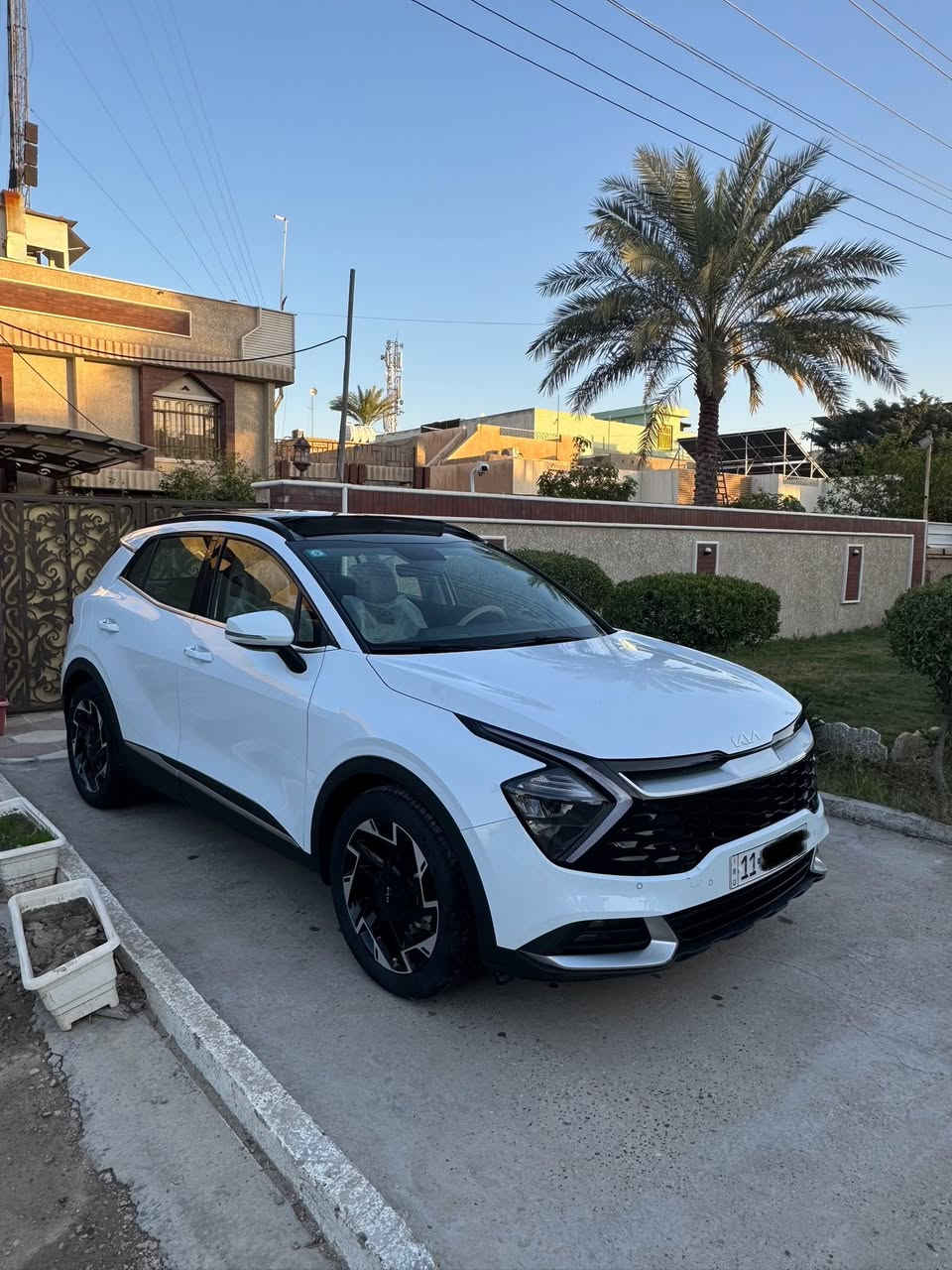 كيا سبورتج خليجي موديل 2024 رقم بغداد بأسمي مكفولة كفالة عامة لاشخط ولارصعة ولابارد ولاتكحيل 
كير ومكينة وحدادية وتبريد مكفولات السيارة شرط الفحص ماشة 26 الف كم
فول مواصفات بصمة تشغيل عن بعد جنطة كهرباء بانوراما شاشة كامرة حساسات امامي خلفي شفتات ستيرن مري شفط اربع انظمة قيادة تدفئة بالكشنات رادارات ويل حجم 19 وباقي المواصفات  
مكاني بابل حي الامير 
السعر 233 
***********
***********
