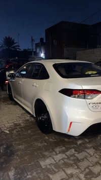 كورلا تجميع صيني شكل أمريكي ٢٠٢٥ ماشيه ٣٠ الف معروفه مواصفات بس حادثه ...