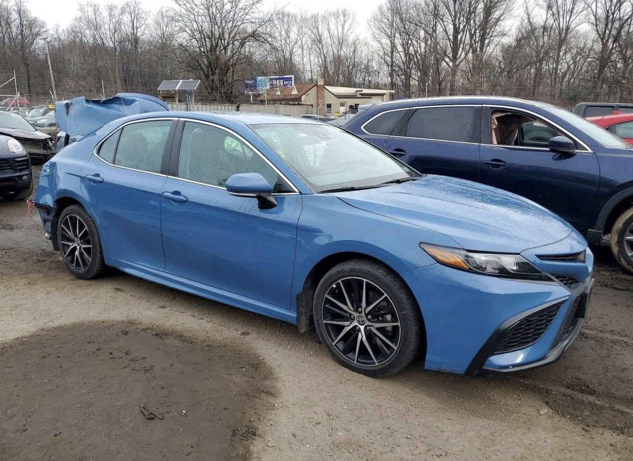 🔹السلام عليكم ..

🔹نوع السيارة …
‏♦️TOYOTA - CAMRY - SE - 2024

♦️تاريخ المزايدة غداً الثلاثاء بعد السادسة مسائاً .
                                                            2026 - 3 - 17

♦️عداد المسافات - 26 الف ميل فقط .
♦️الاسطوانات - 4 سلندر .
♦️حجم المحرك - 2.5 .
♦️الوقود - بانزين .

♦️الأضرار  :- حسب الصور المرفقة  .

🔹للدخول الى المزاد او شراء سيارة
🔹او اي استفسار يرجى التواصل مع …

🔹شركة الناصر للمزادات وتجارة السيارات🔹

♦️ايهم الناصر - ***********

📍صلاح الدين - قضاء العلم - قرب البطاقة الوطنية📍
